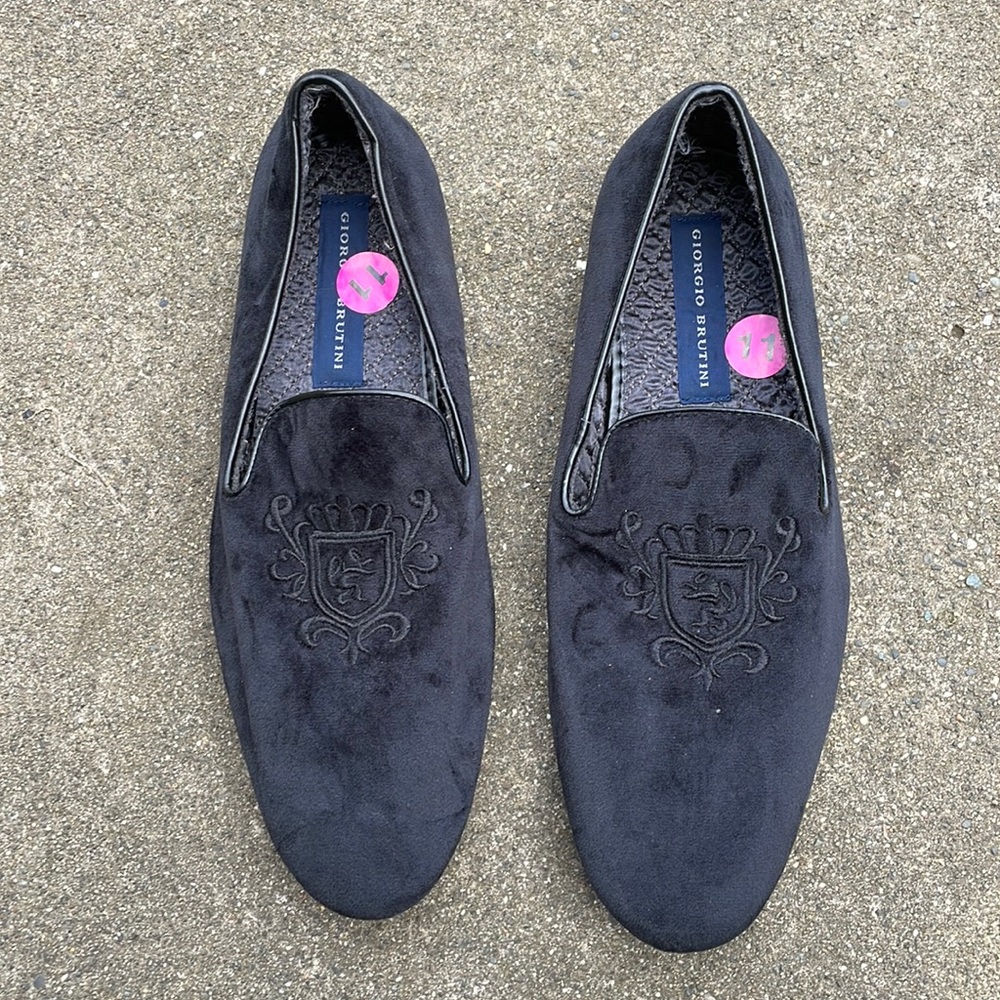 Giorgio Brutini size 11 velvet shoes